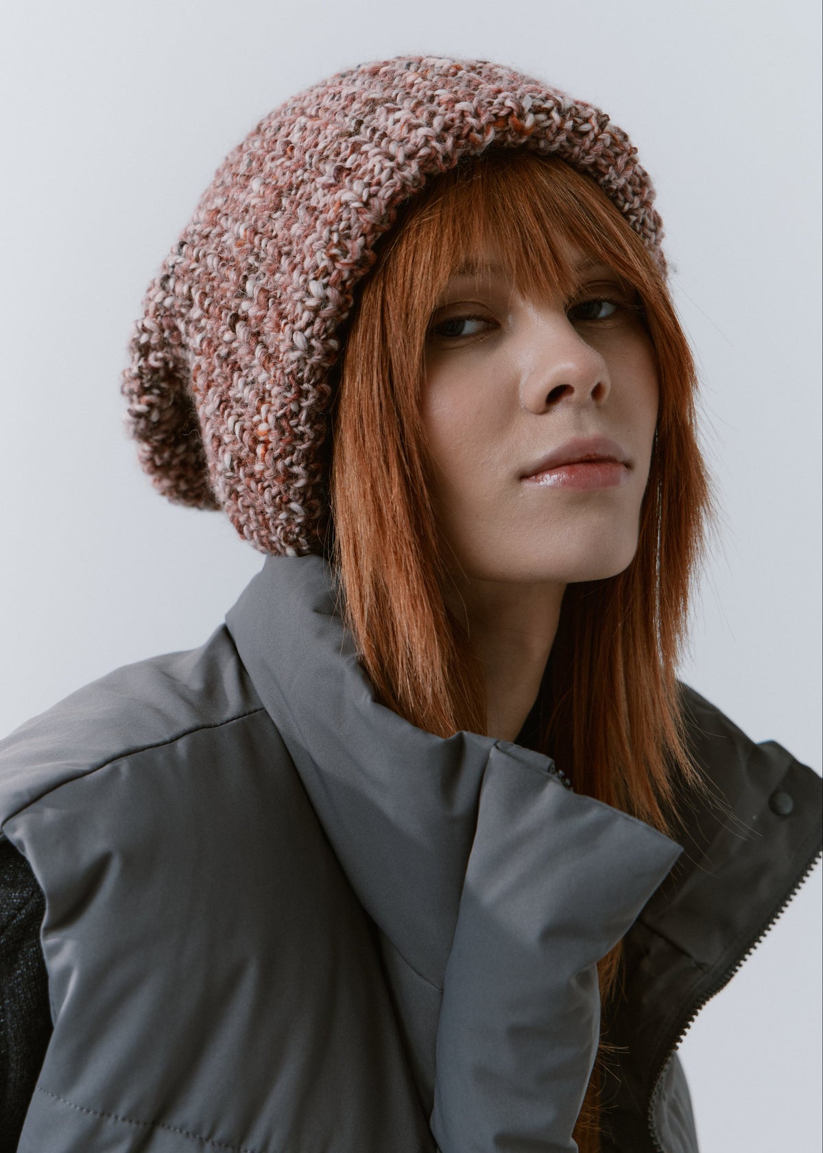 London Rose knit beanie: Front close-up