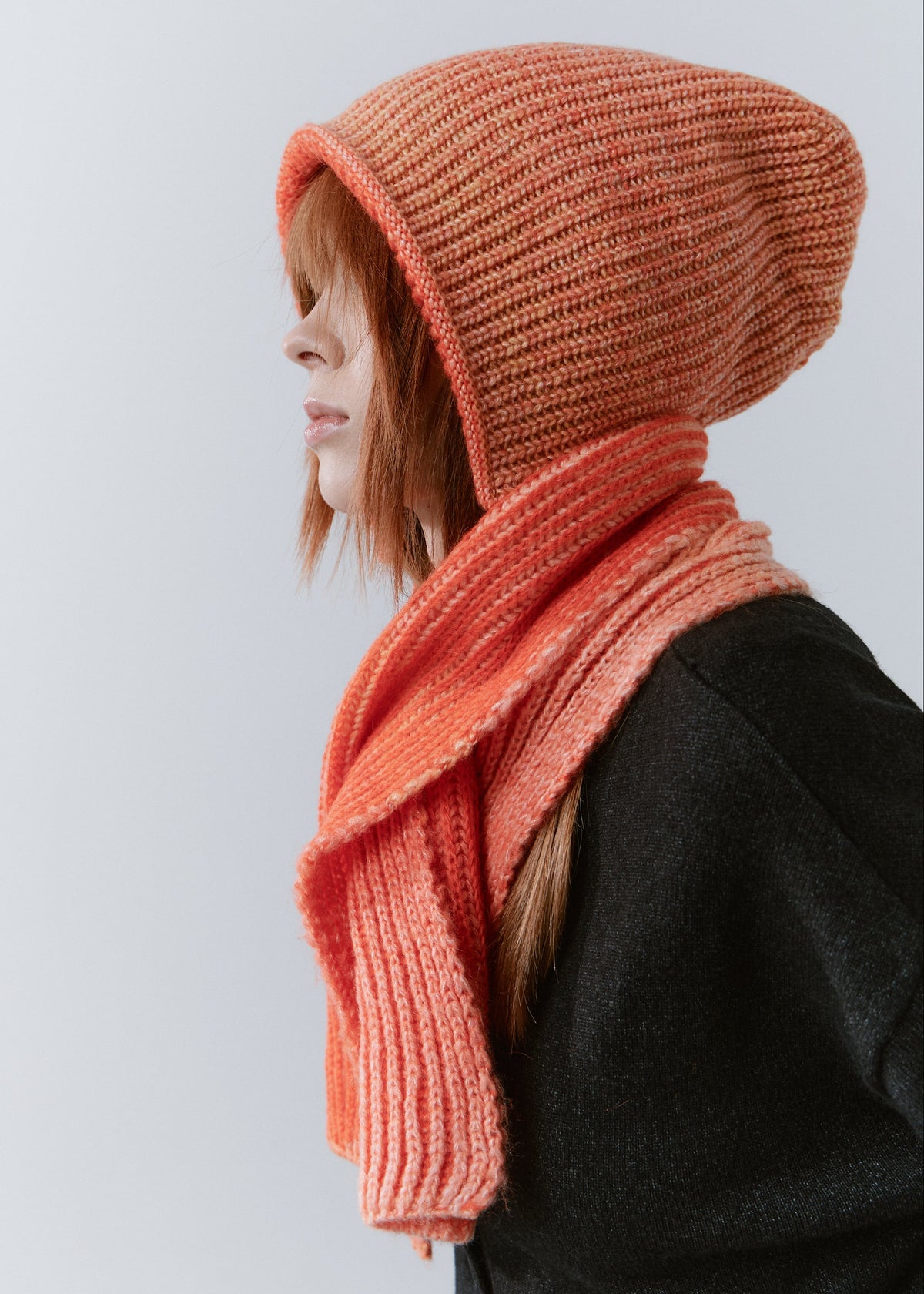 Lisse Orange & Red reversible wool beanie: Side view with matching scarf, sold separately
