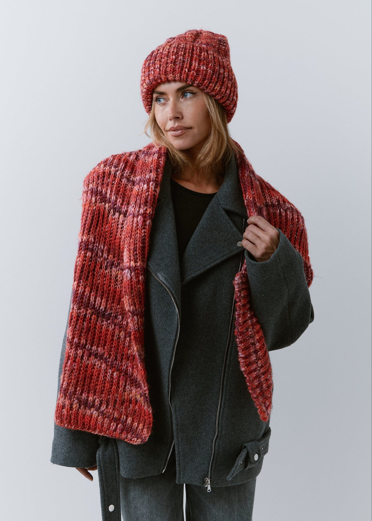 Tokyo Knit Beanie with Cuff – Wool Hat in Red