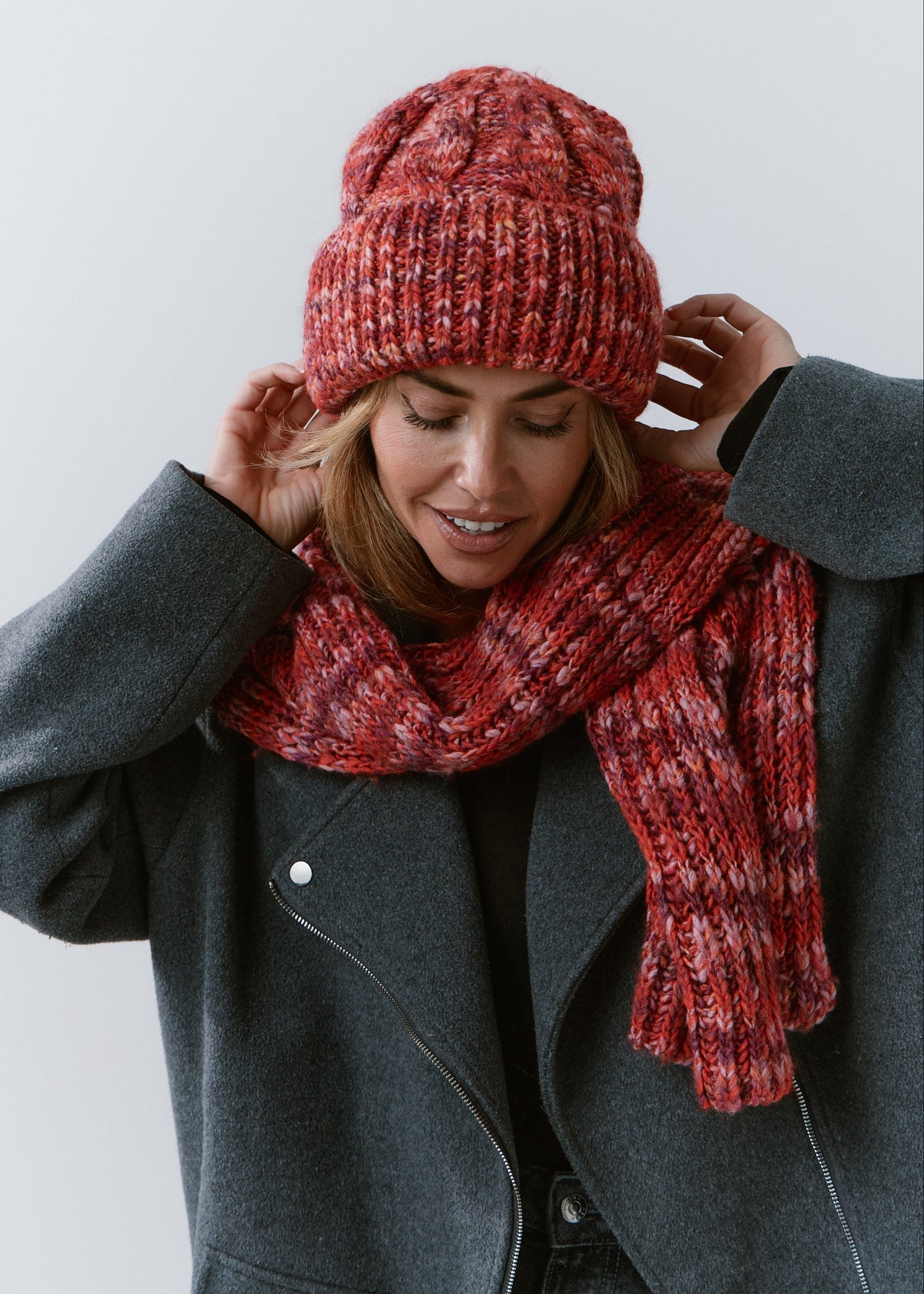 Tokyo Knit Beanie with Cuff – Wool Hat in Red