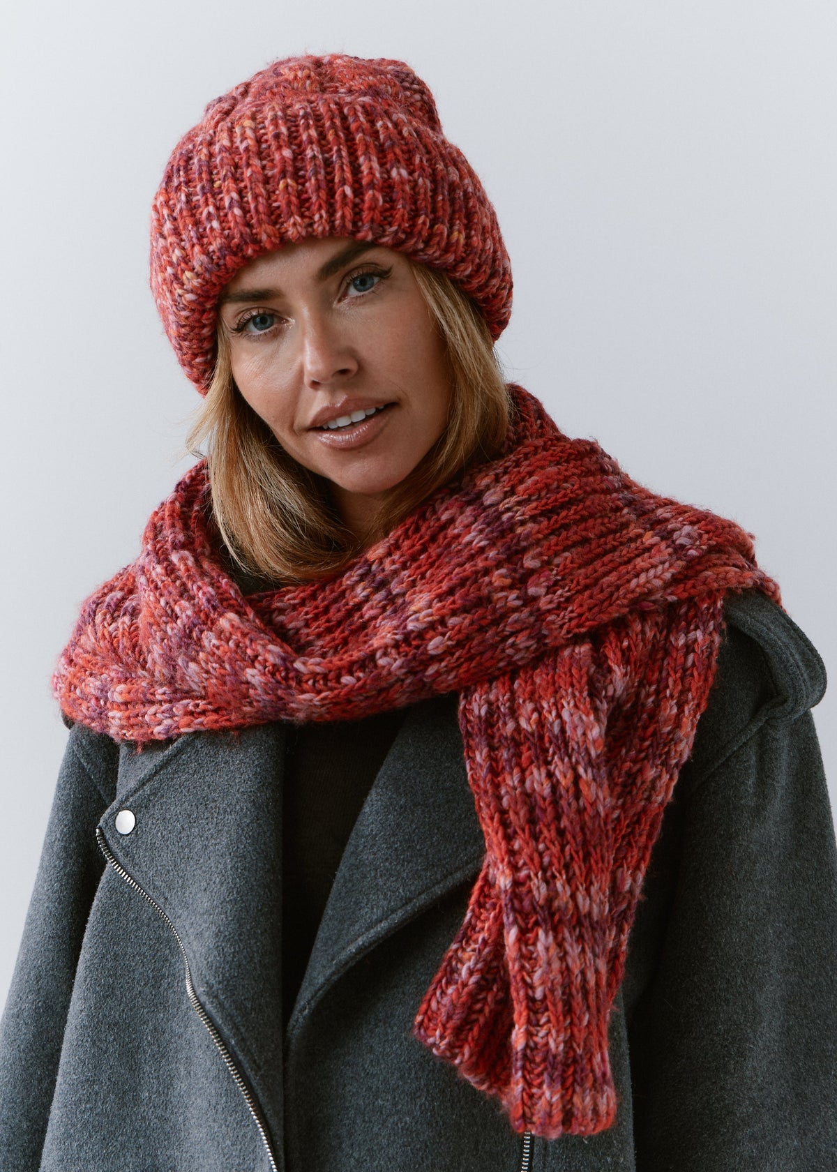 Tokyo Knit Beanie with Cuff – Wool Hat in Red