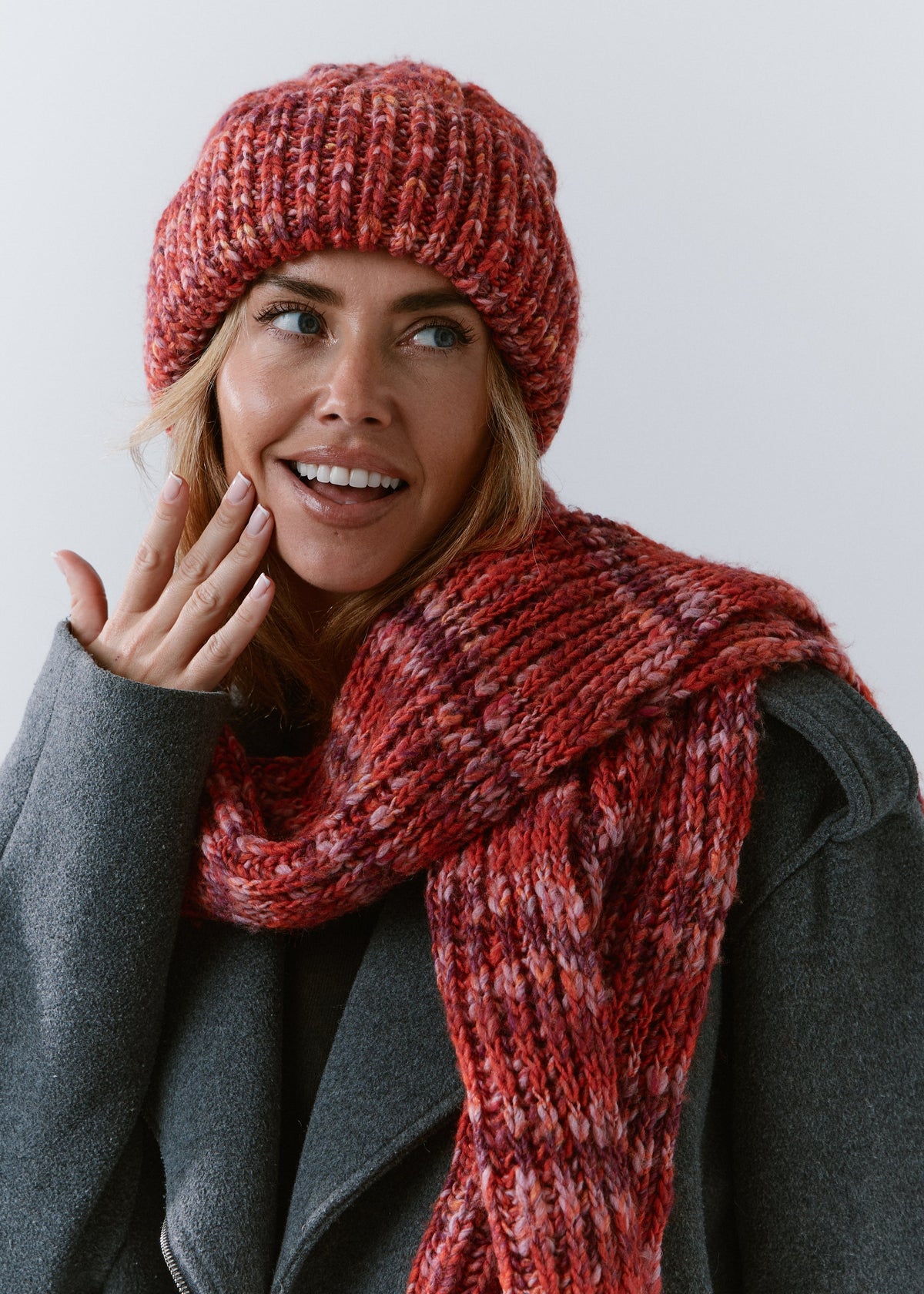 Tokyo Knit Beanie with Cuff – Wool Hat in Red