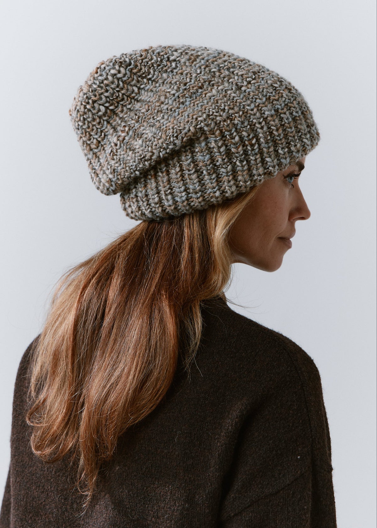 London Gray knit beanie: Rear side view of the slouchy silhouette