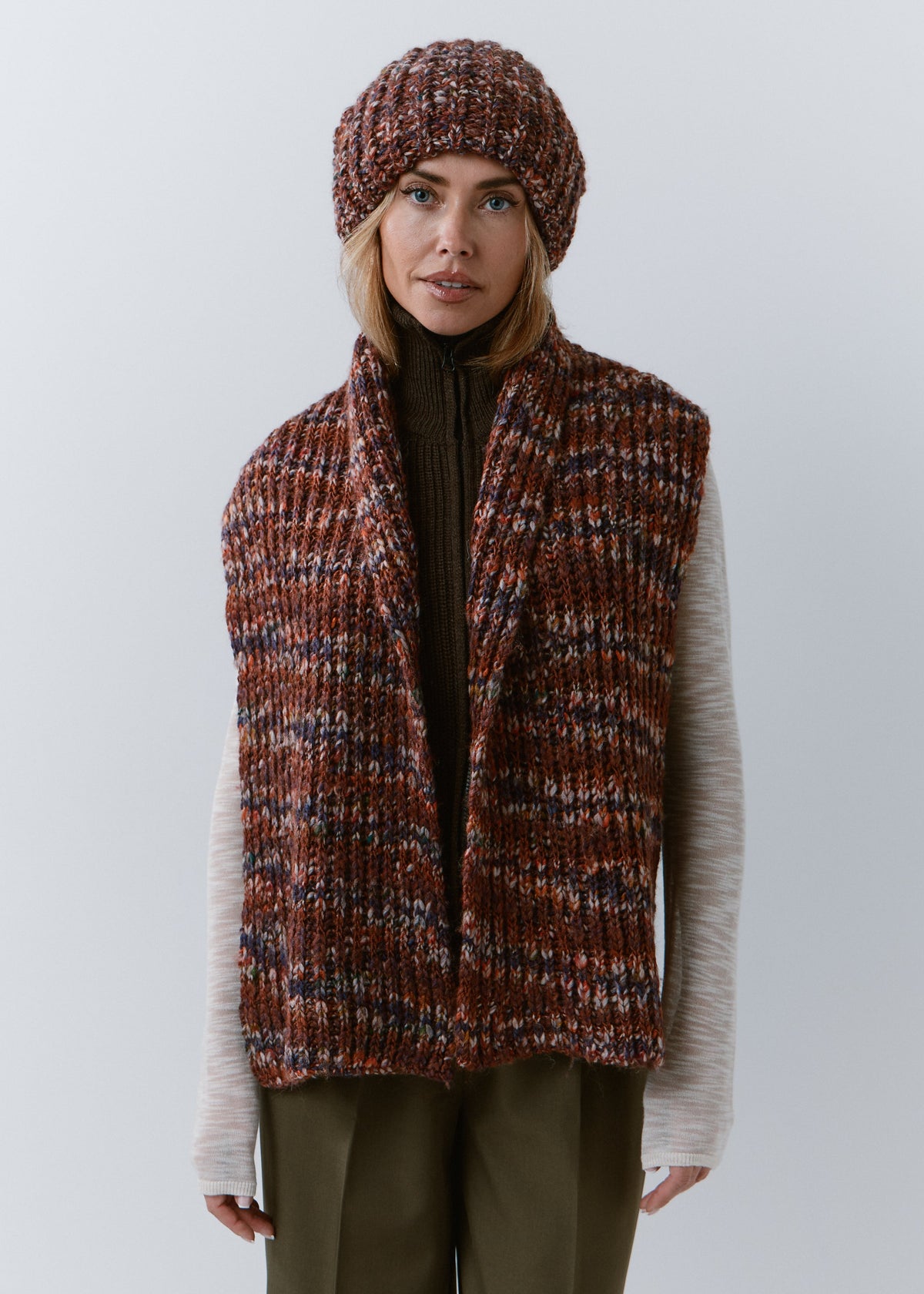 BRIKOLY Eggplant oversized multicolor knit beanie worn by a model with a matching scarf hanging down the front.