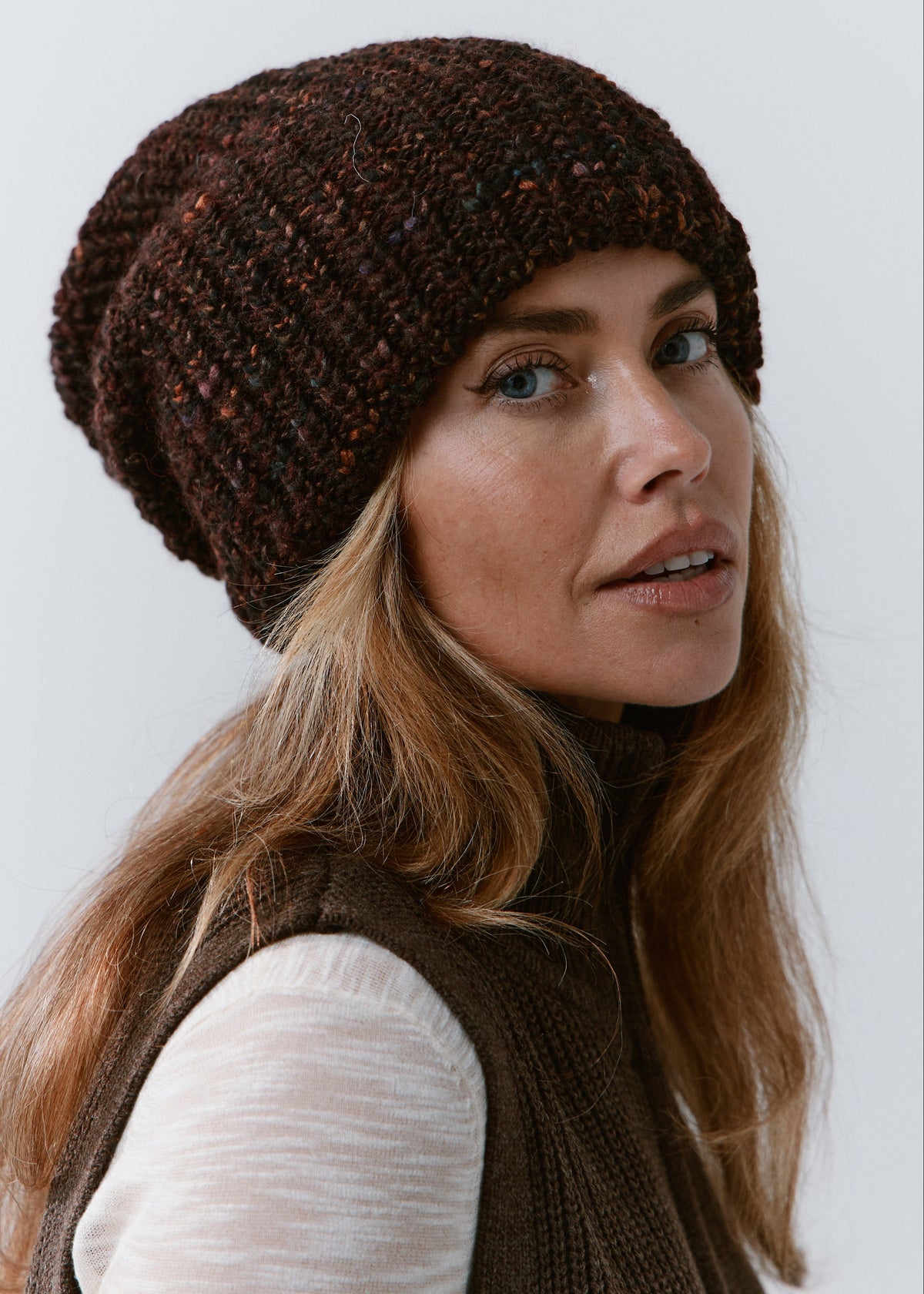 London Burgundy and Black knit beanie: Side three-quarter portrait