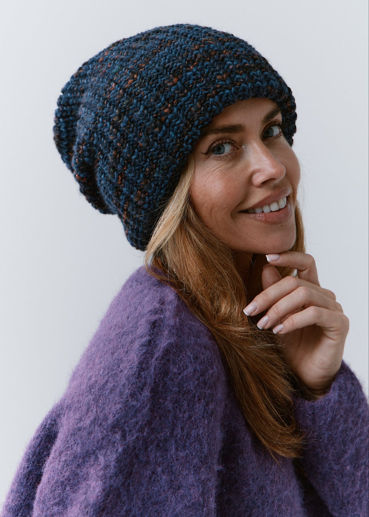 London Dark Lavender knit beanie: Three-quarter portrait showing the brim