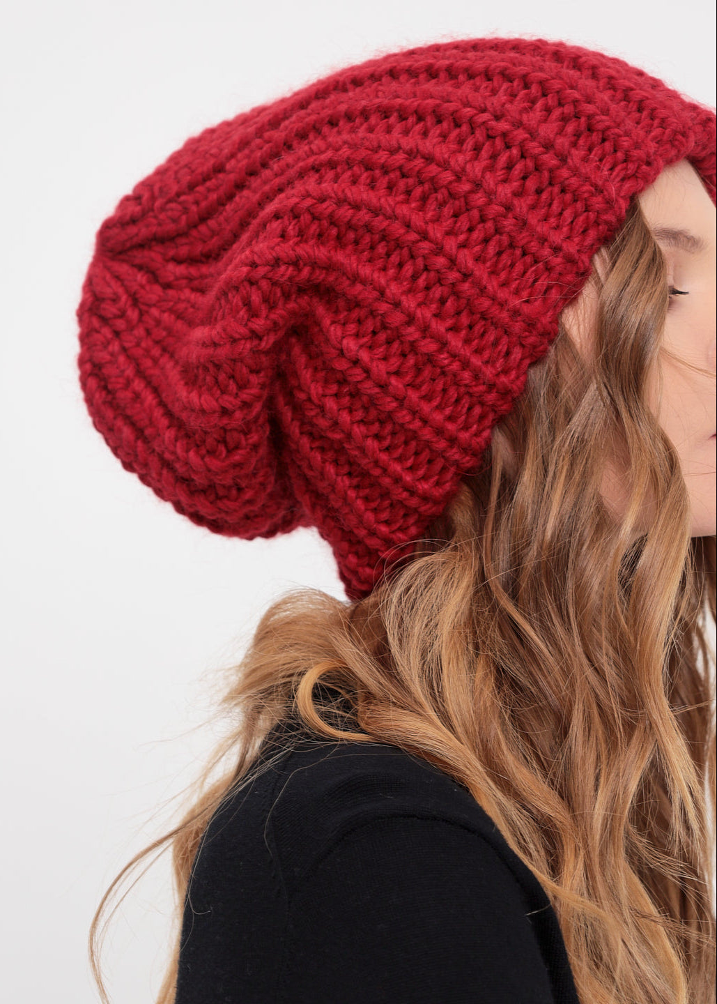 Oversized Double-Layer Wool Hat in Cherry - BRIKOLY