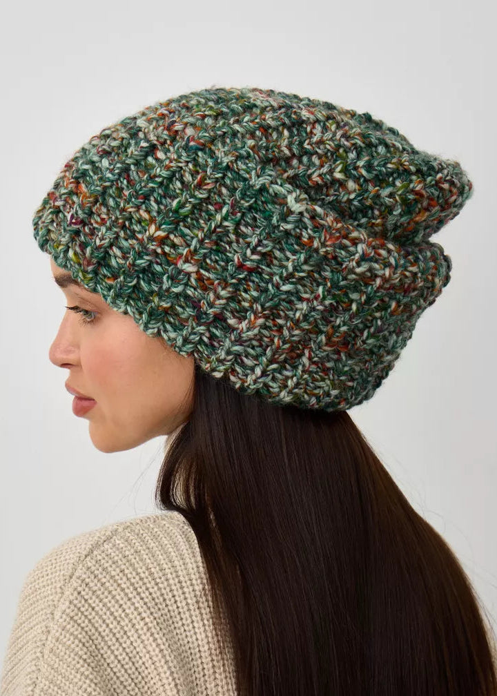 Oversized Green & Orange double-layer wool hat: Side profile of the green mixed knit