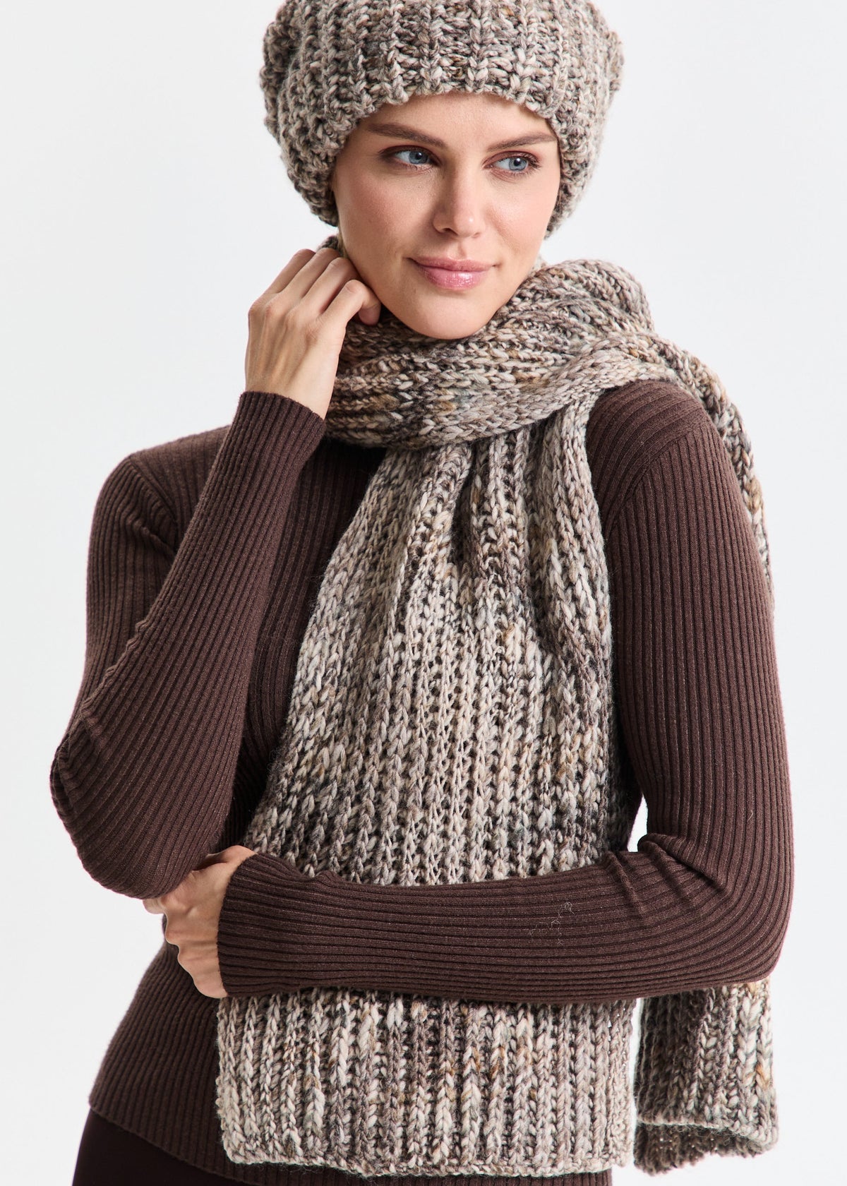 Oversized Gray alpaca-wool scarf: Front portrait wrapped at the neck; beanie sold separately