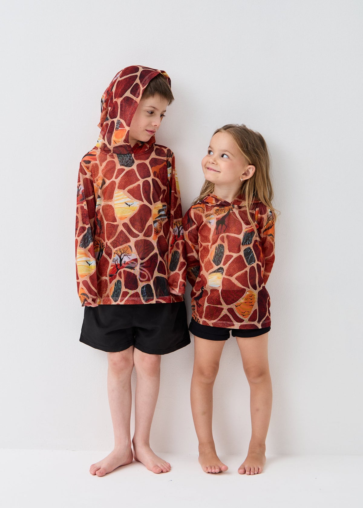Giraffe Kids’ Smart Mesh Tunic - Sun-Safe "Full Family Look" - BRIKOLY