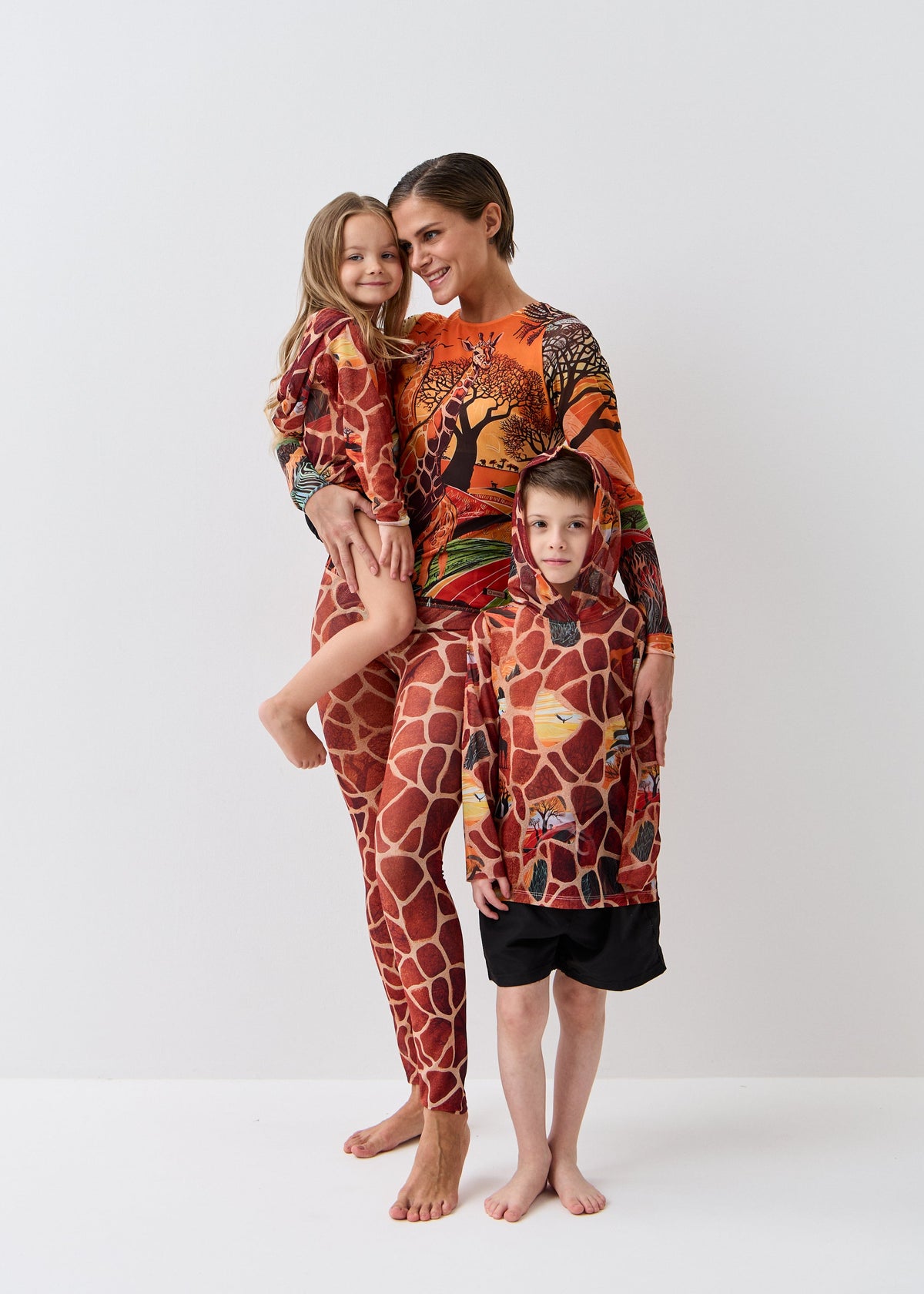 Giraffe Kids’ Smart Mesh Tunic - Sun-Safe "Full Family Look" - BRIKOLY