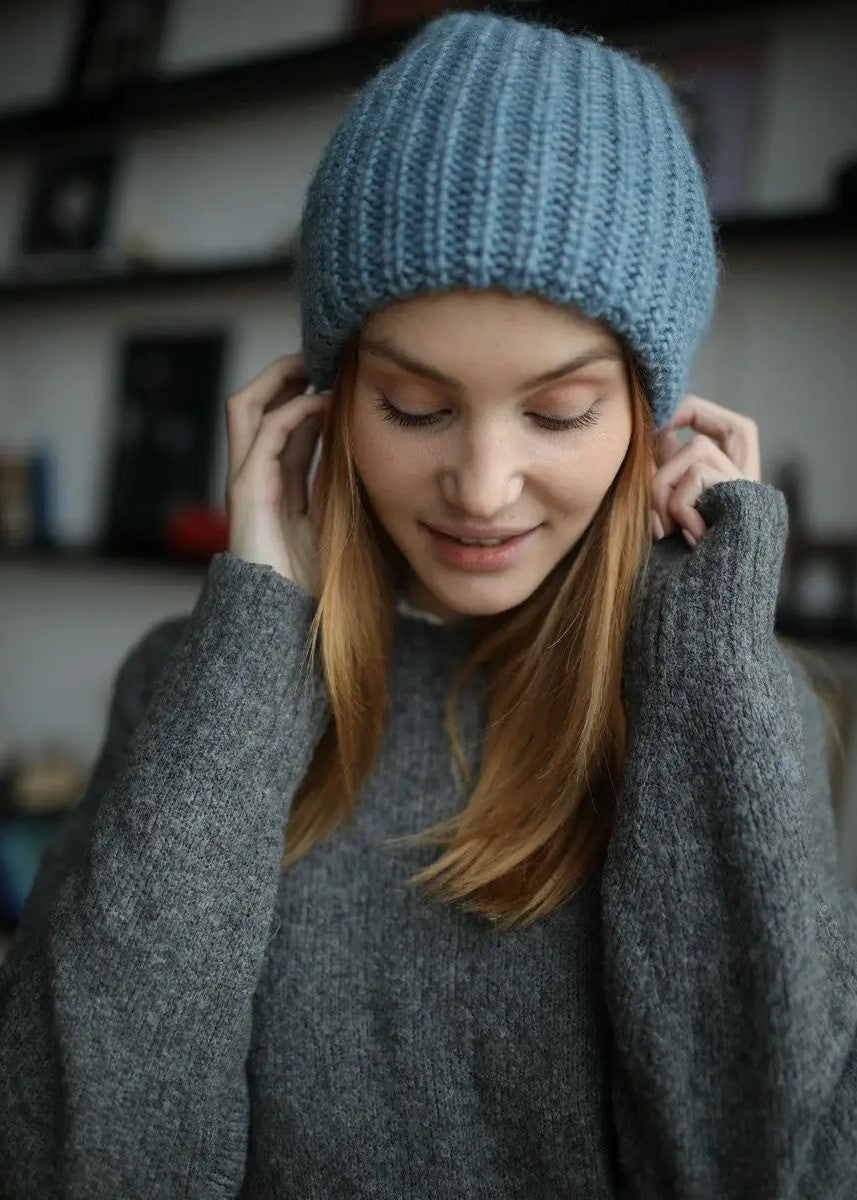 London Knit Beanie in Gray & Blue — Soft, Warm & Effortlessly Stylish