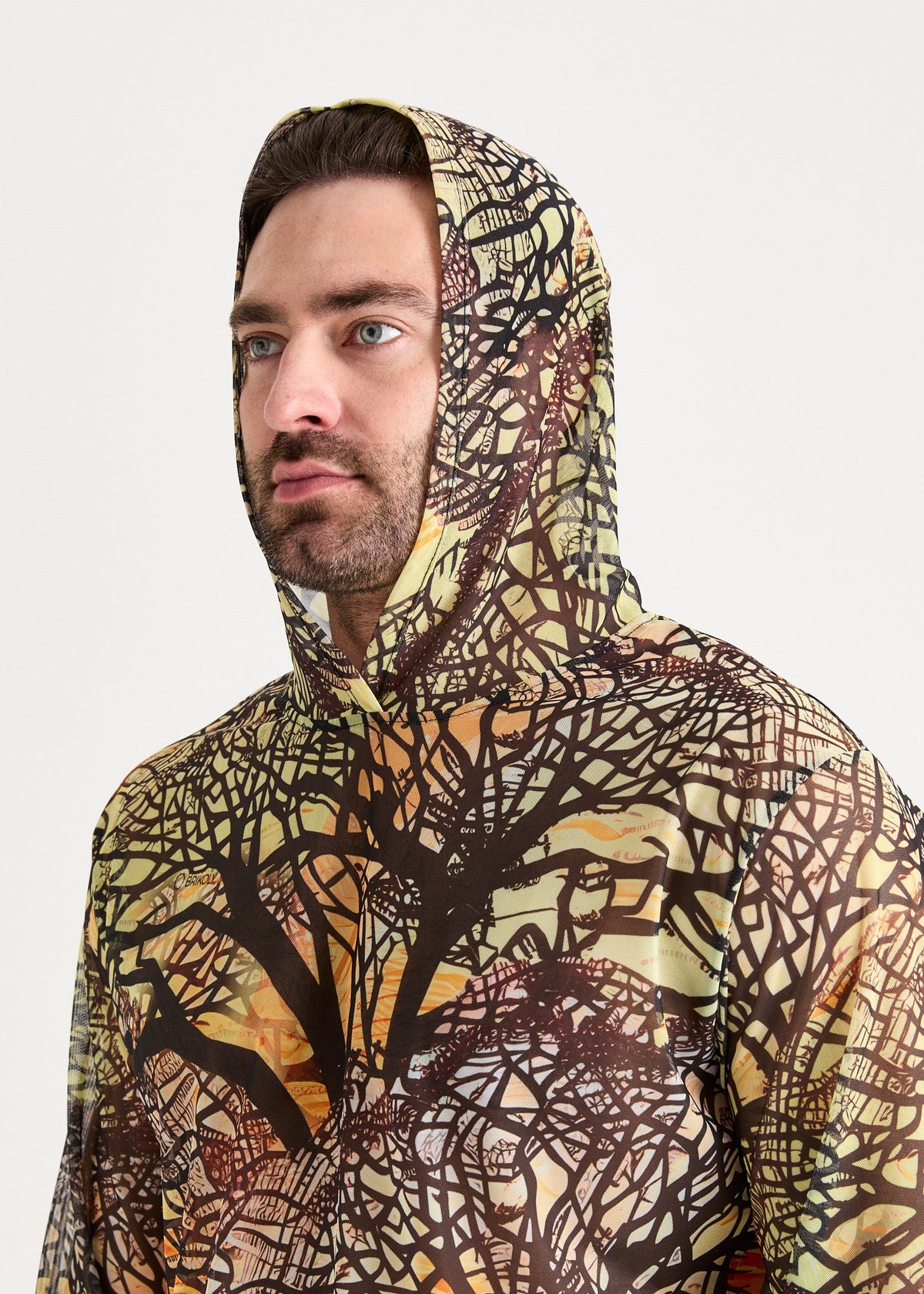 Giraffe Men's Mesh Rash Guard – SPF 50 Long Sleeve Swim Shirt