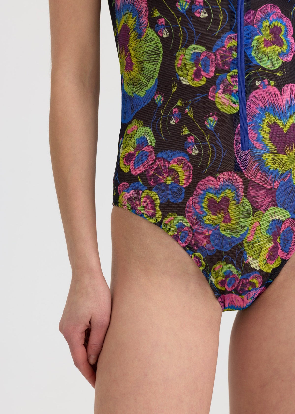 Violet Smart Mesh Swimsuit with Zipper – UPF 50+ Luxury Sun Protection - BRIKOLY