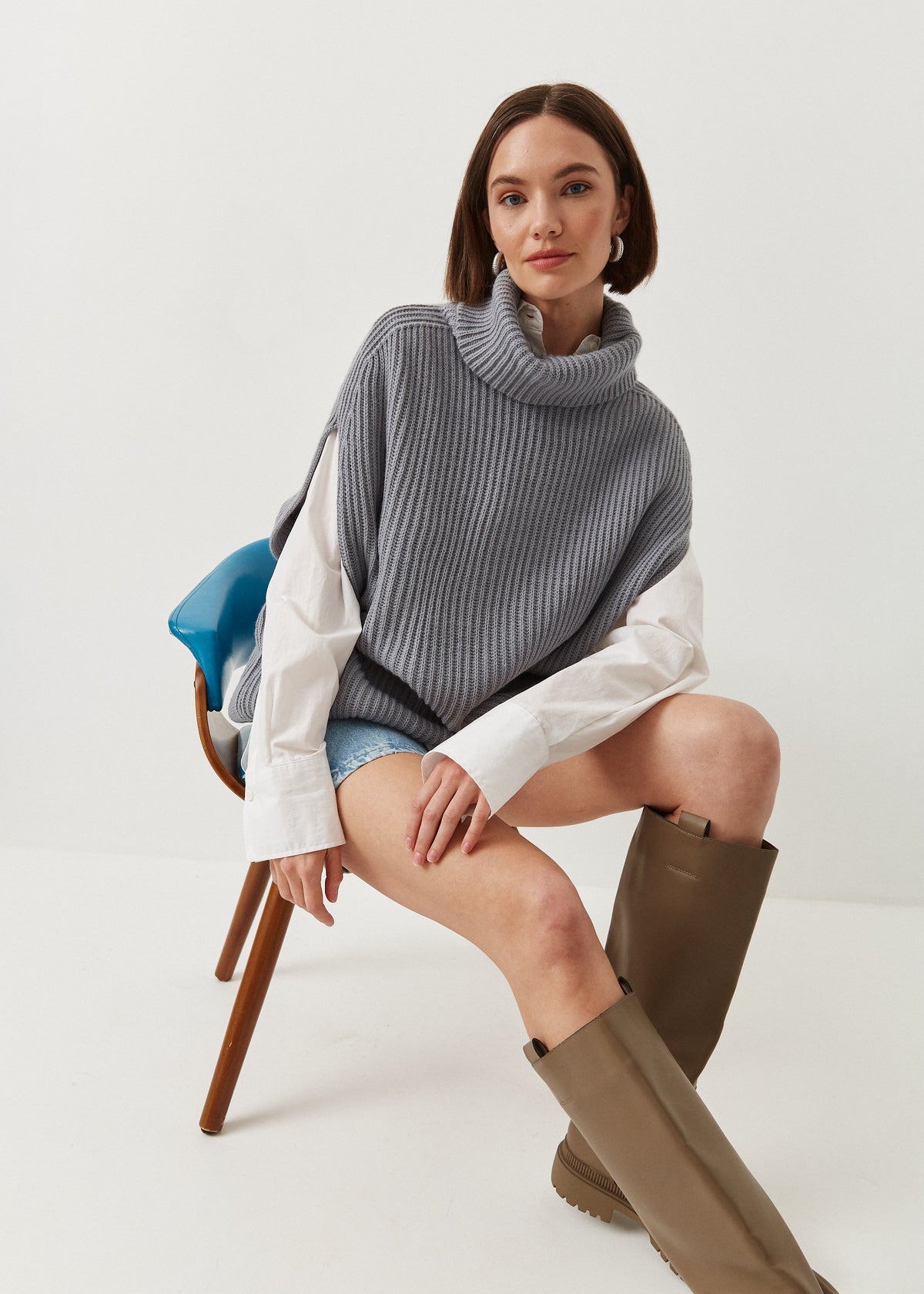 Women’s Oversized Gray Knit Sweater Vest – Long Turtleneck Layering Essential (на проверку) - BRIKOLY