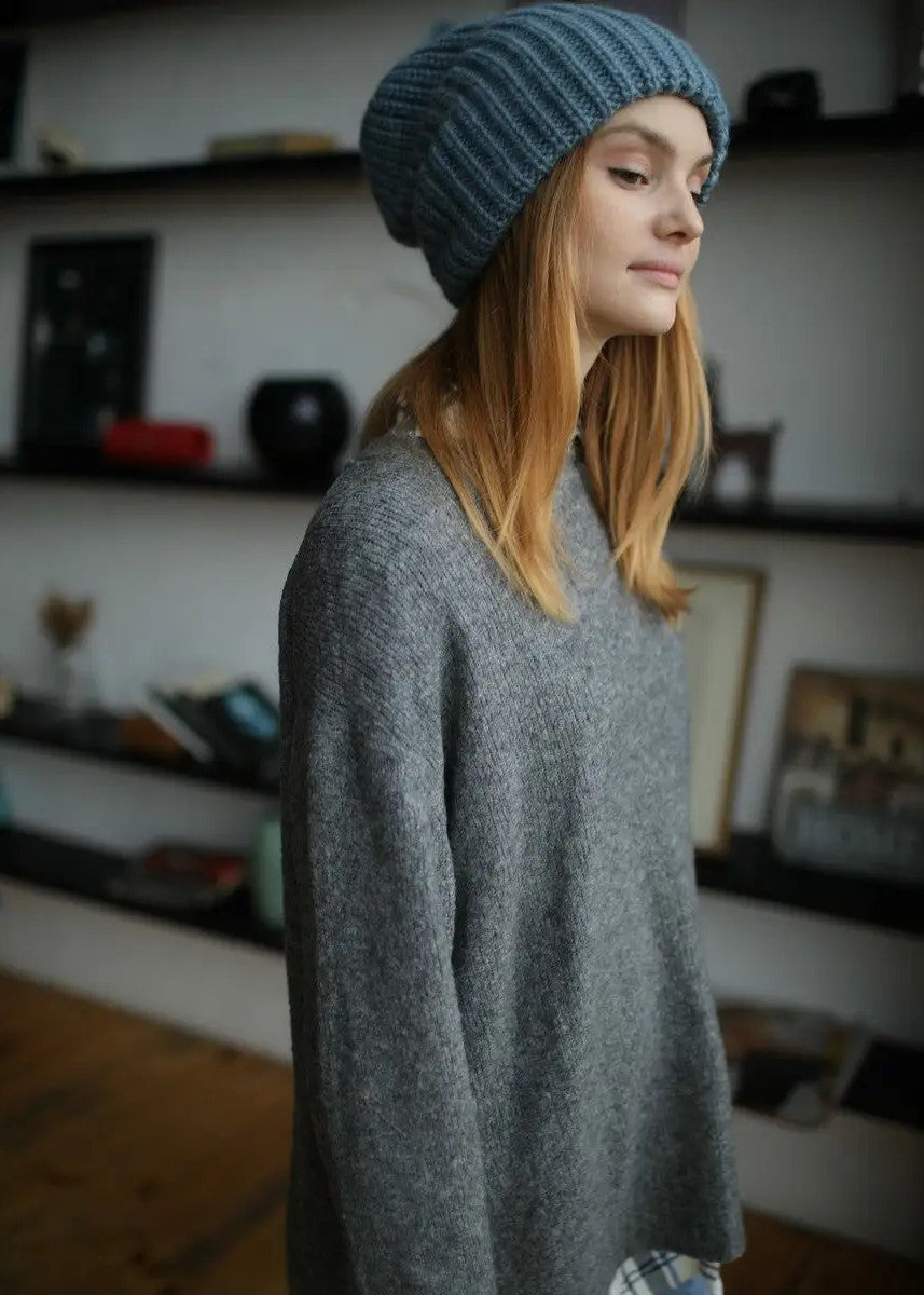 London Knit Beanie in Gray & Blue — Soft, Warm & Effortlessly Stylish