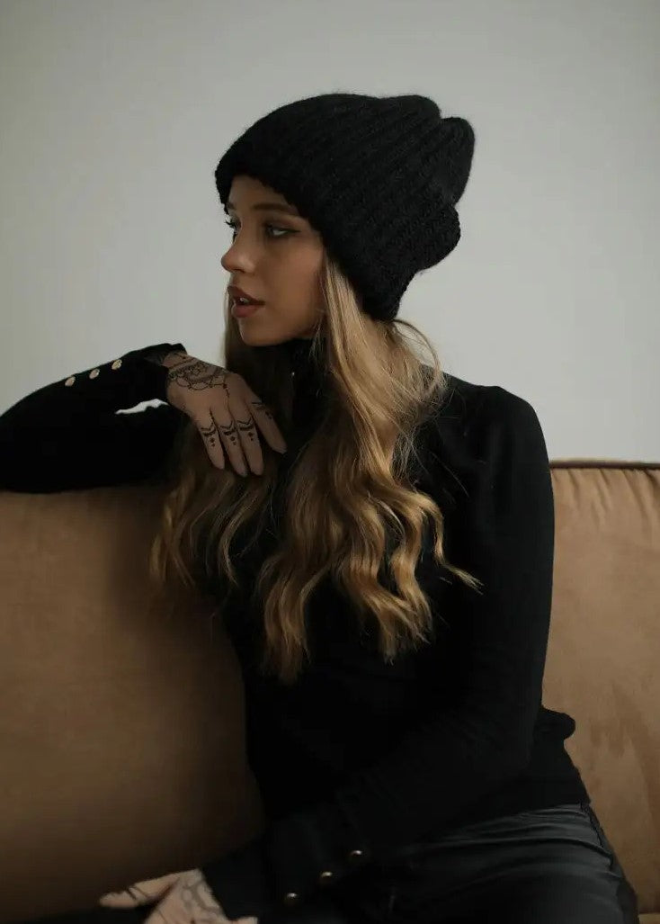 London Knit Beanie in Black — Soft, Warm & Effortlessly Stylish - BRIKOLY