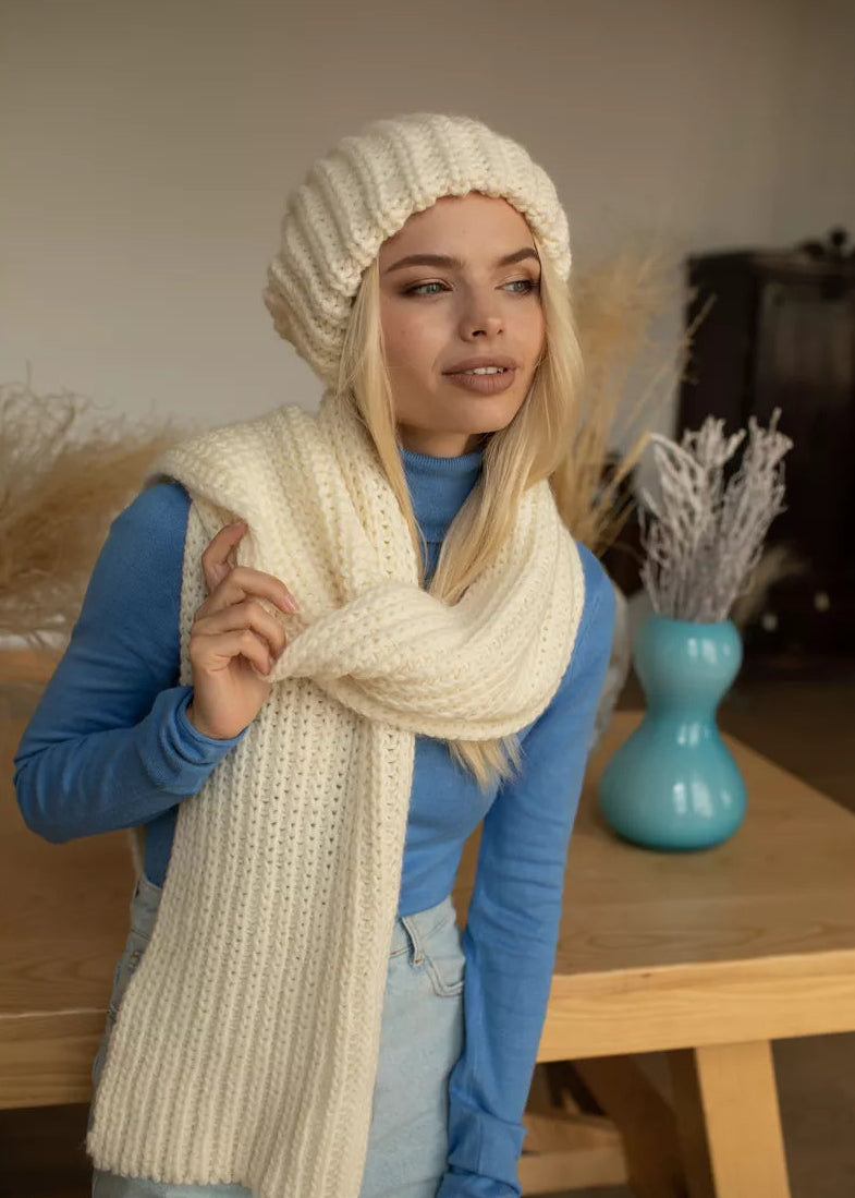 Oversized Double-Layer Wool Hat in White - BRIKOLY