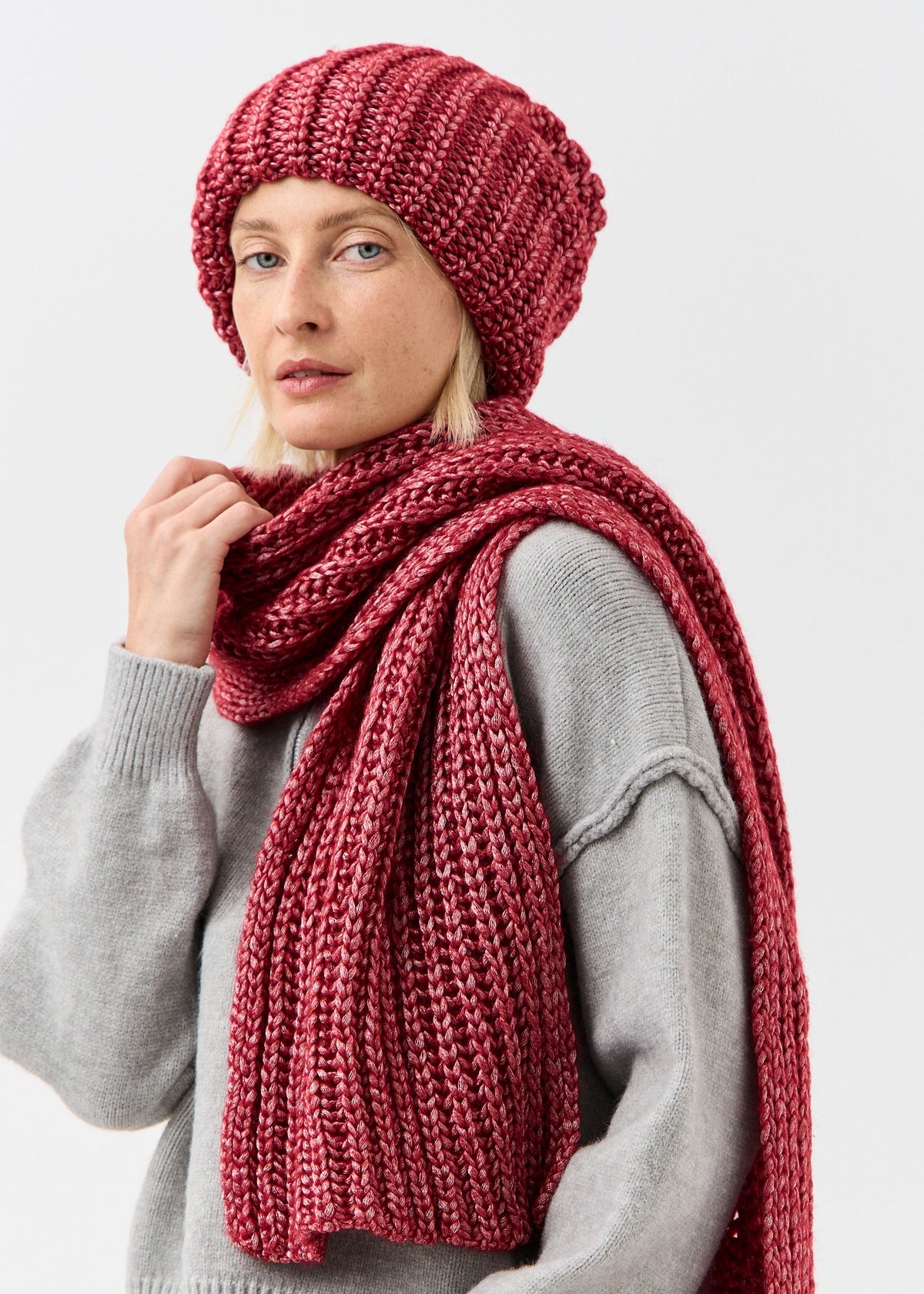 Oversized Double-Layer Wool Hat in Lusred (на проверку + заполнить) - BRIKOLY