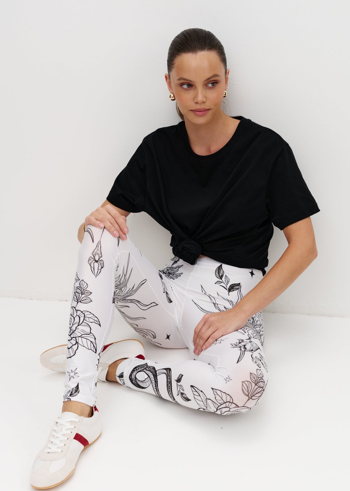 White Fox Printed Tattoo Effect Leggings for Women – Bold & Stylish