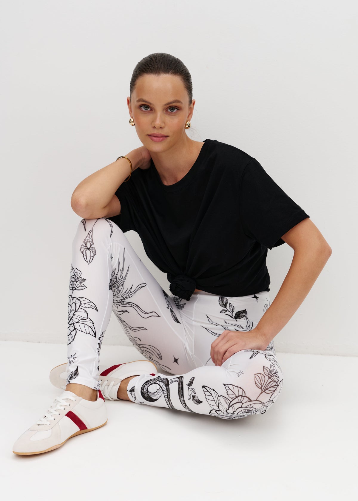 White Fox Printed Tattoo Effect Leggings for Women – Bold & Stylish