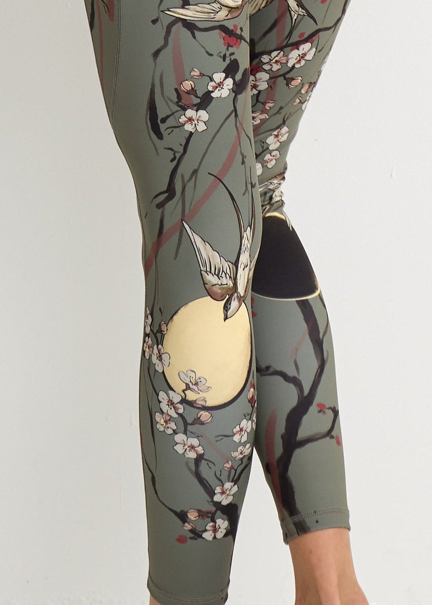 Sakura Printed Biflex Leggings with Deep Pockets for Women