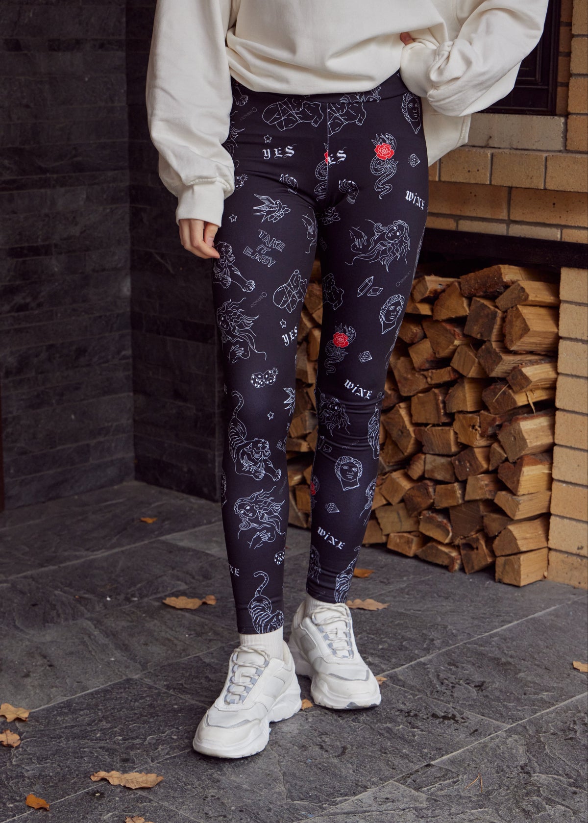 Tiger Tattoo Print Winter Leggings – Cozy, Bold & Stylish