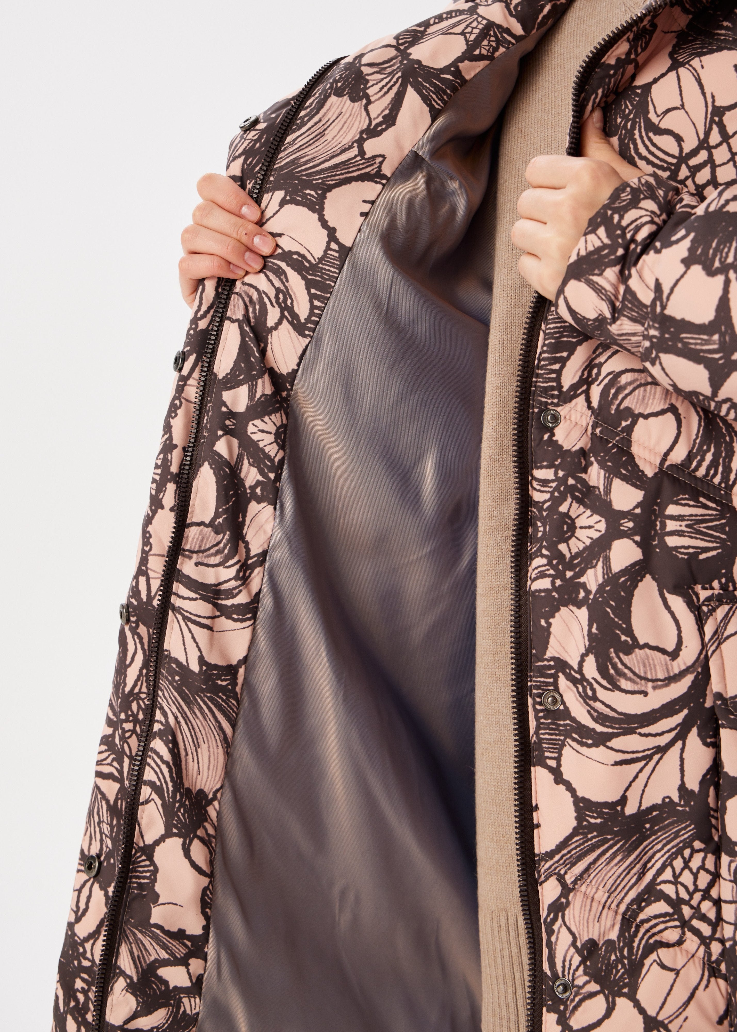 Lace Printed Puffer Jacket for Women – Artistic & Cozy Design