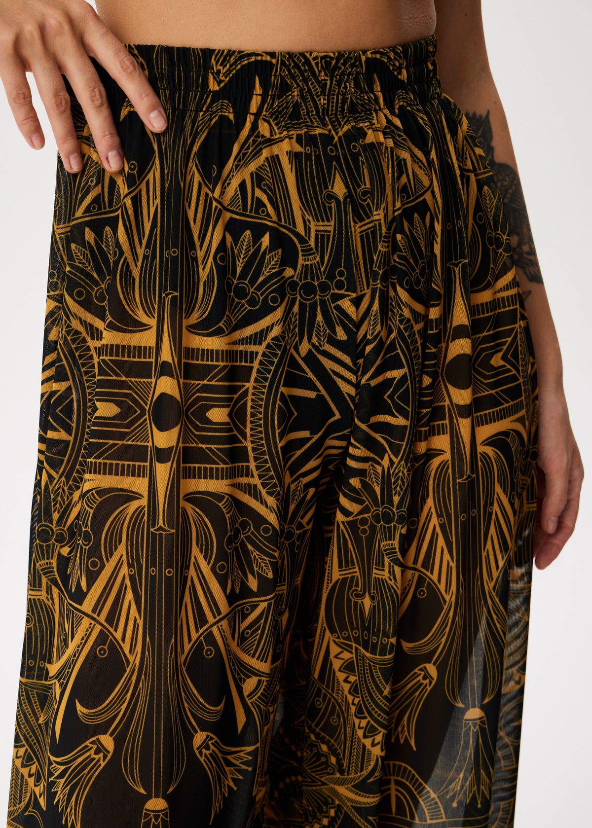 Kleopatra Tattoo Palazzo Pants – Style, Comfort, and Sun Protection (на проверке) - BRIKOLY