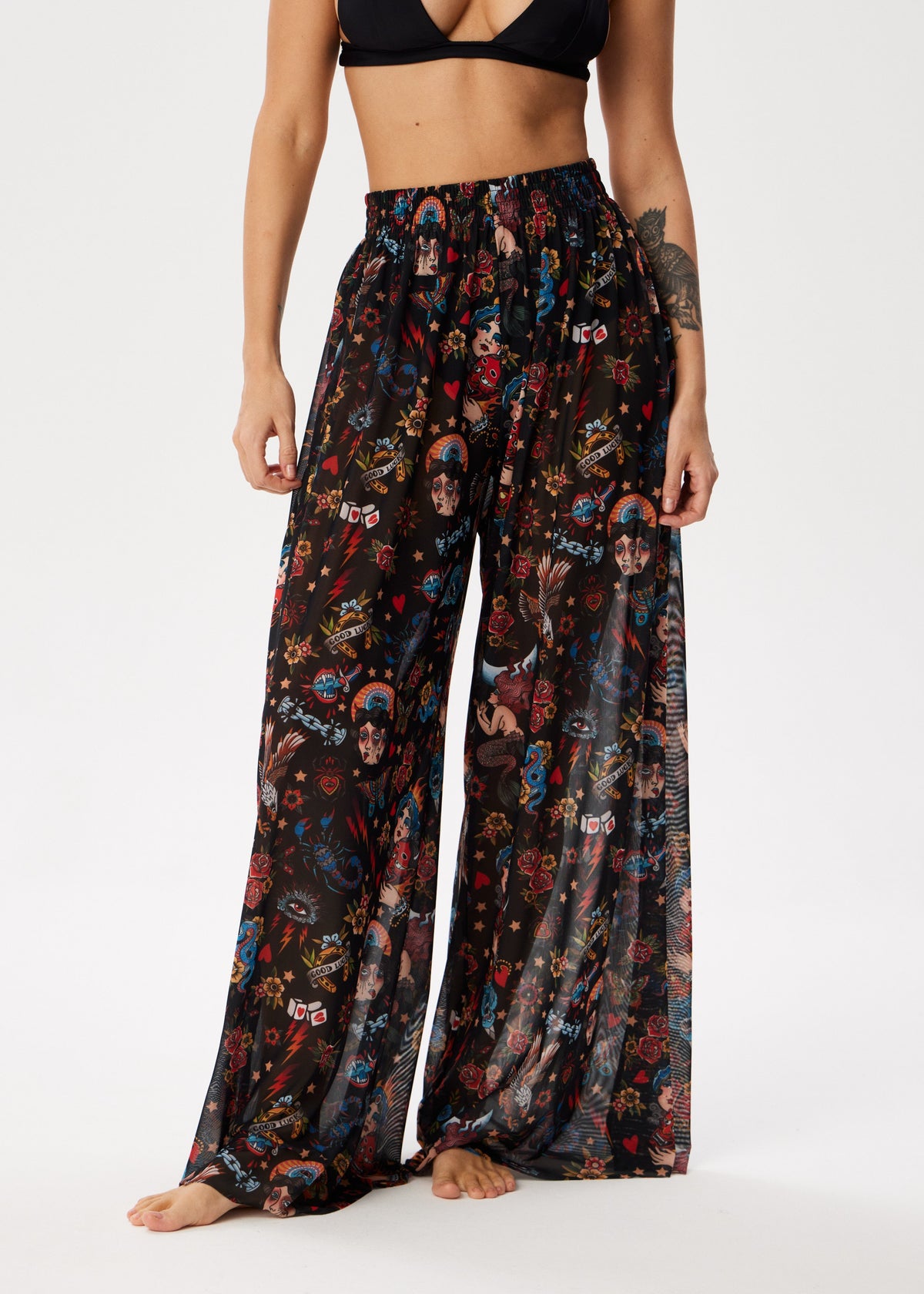 Black Old-School Design Palazzo Pants – Style, Comfort, and Sun Protection