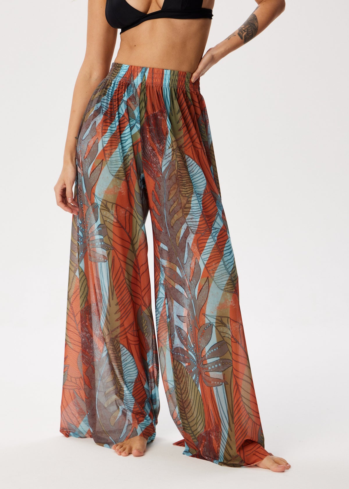 Zebra Flowing Palazzo Pants – Style, Comfort, and Sun Protection