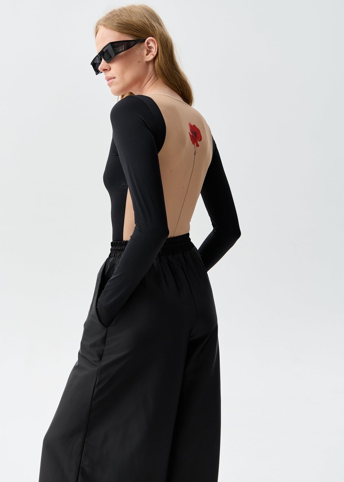 Poppy Tattoo Effect Bodysuit: Long Sleeve & Open Back - BRIKOLY