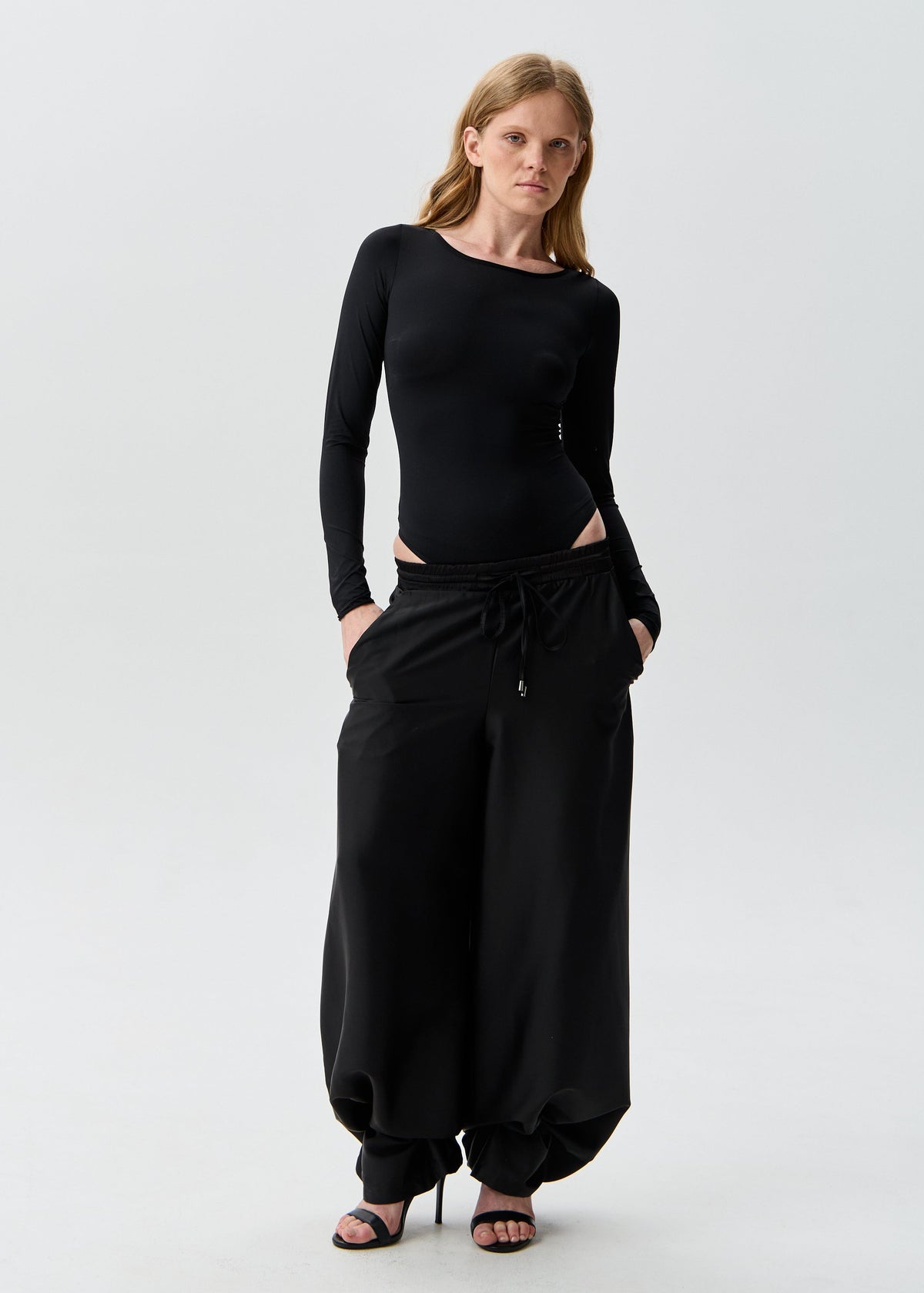 Iris Bodysuit Long Sleeve Open Back with Fake Tattoo (на проверку) - BRIKOLY