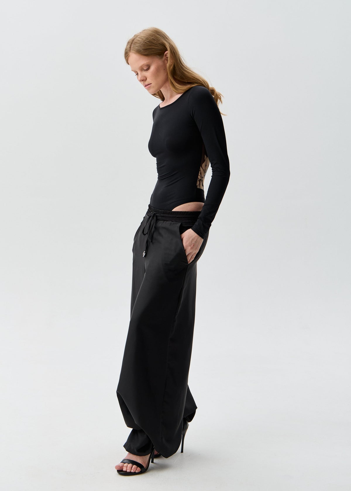 Iris Bodysuit Long Sleeve Open Back with Fake Tattoo (на проверку) - BRIKOLY