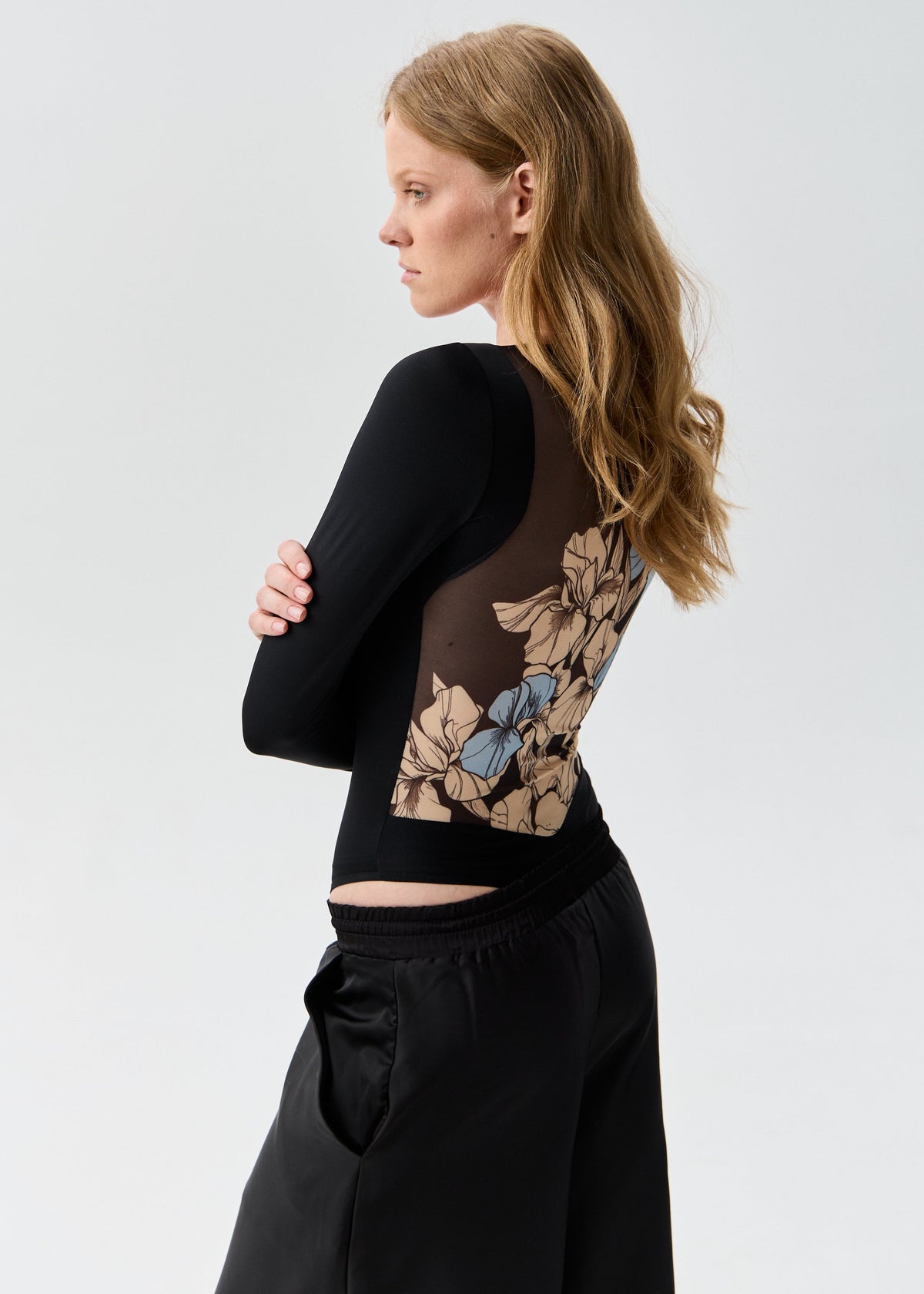 Iris Bodysuit Long Sleeve Open Back with Fake Tattoo (на проверку) - BRIKOLY