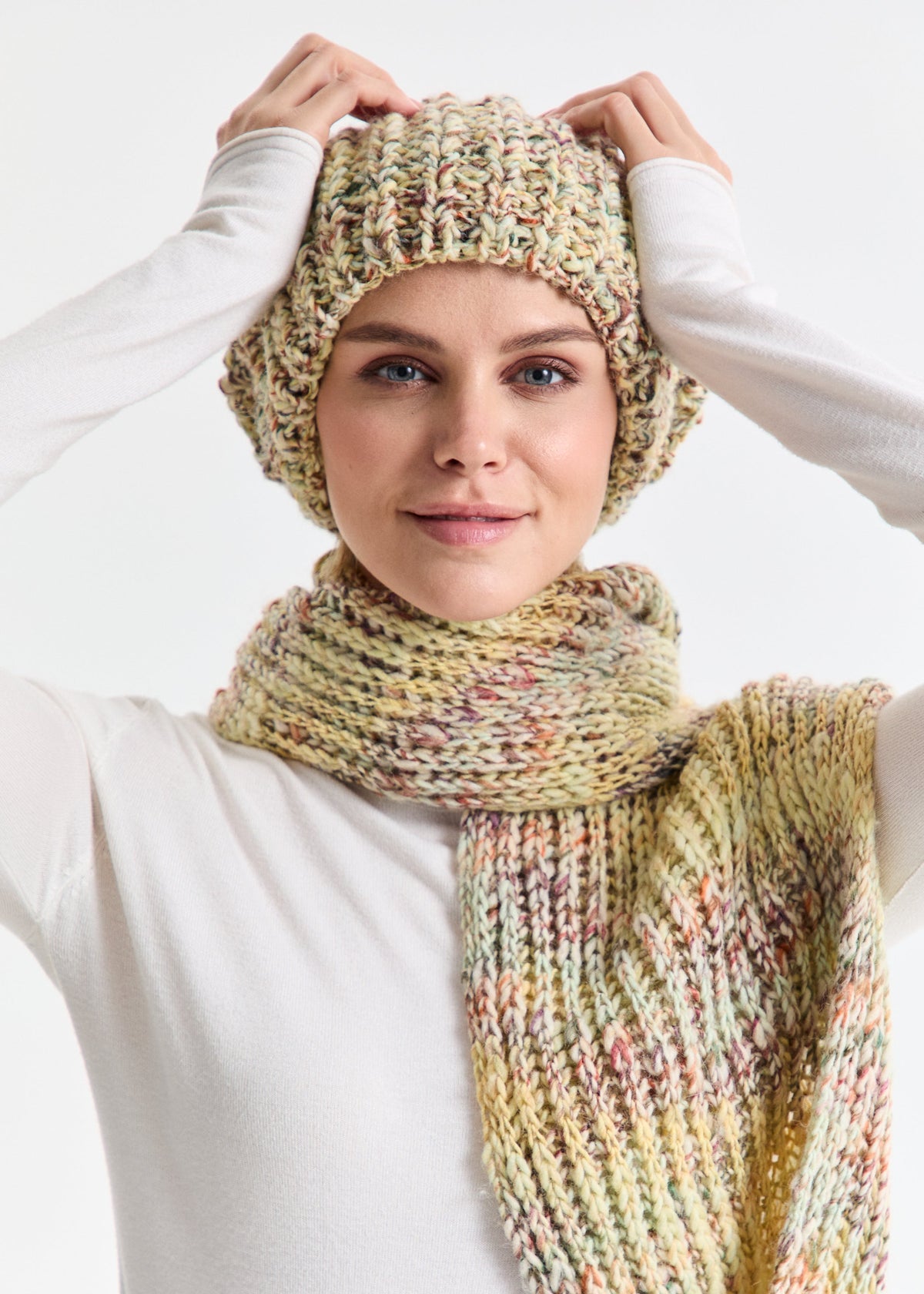 Oversized Double-Layer Wool Hat in Yellow