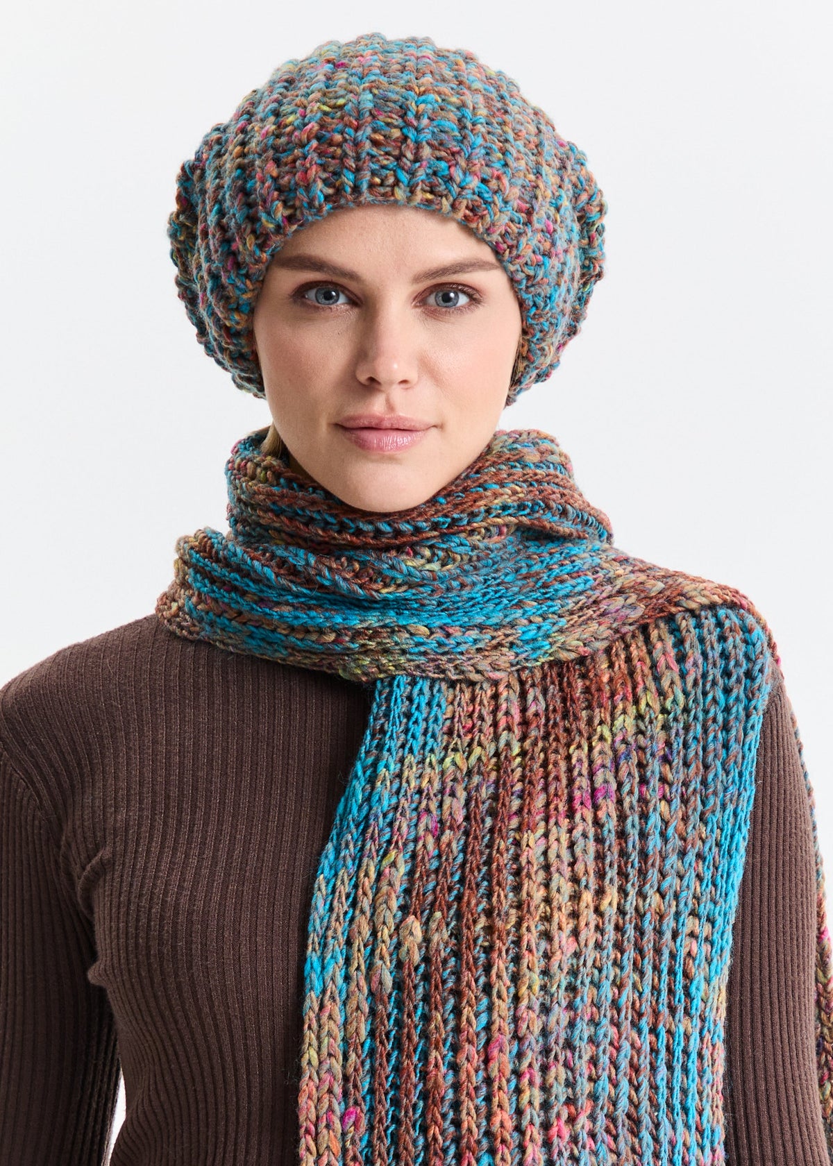 Oversized Double-Layer Wool Hat in Turquoise & Orange