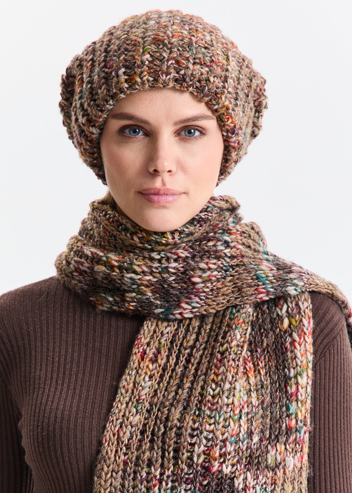 Oversized Multicolor double-layer wool hat: Front portrait with matching scarf, sold separately