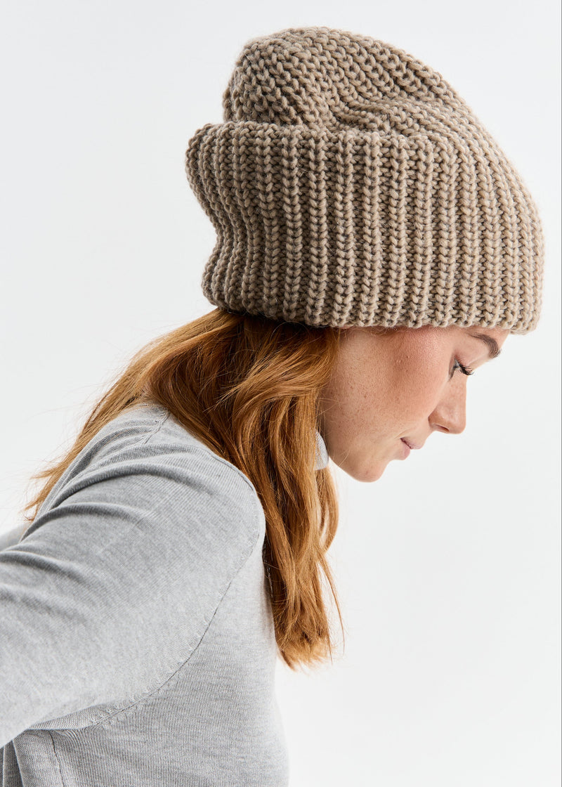 Oversized Double-Layer Wool Hat in Beige