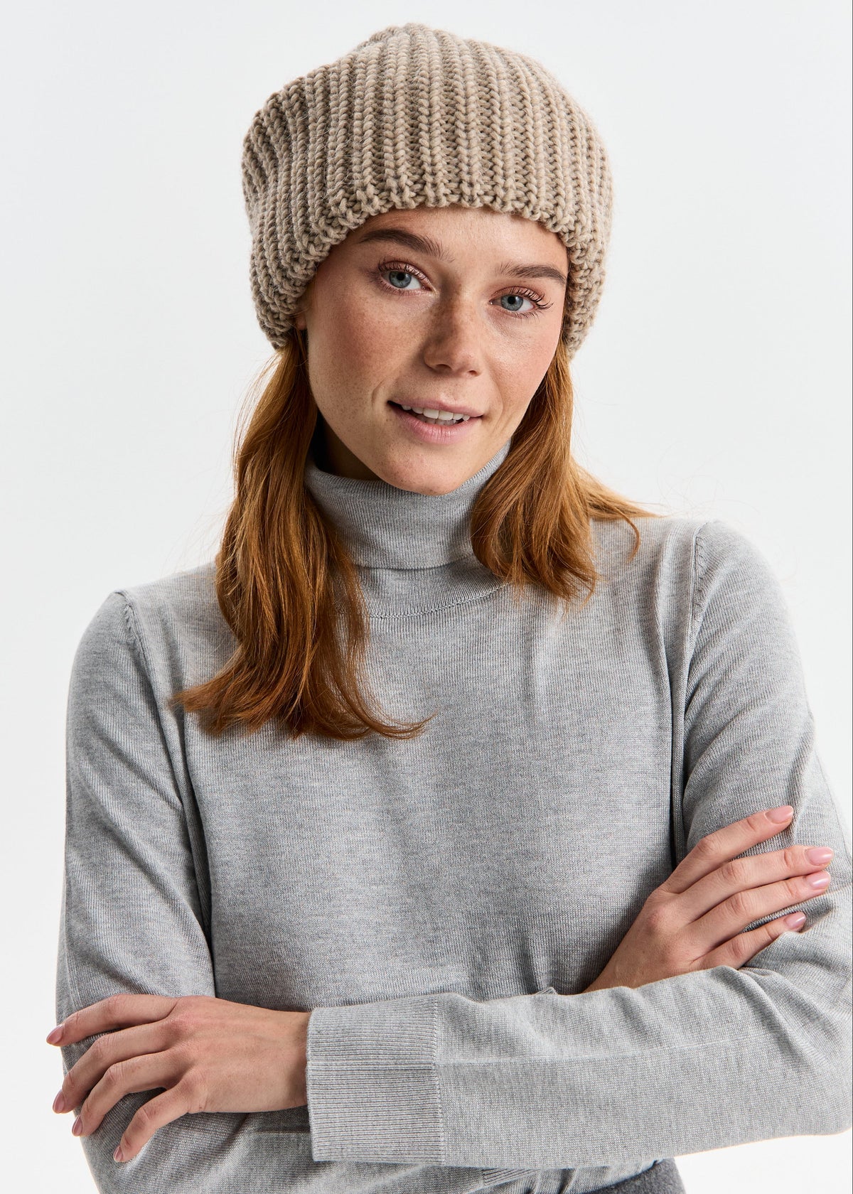 Oversized Double-Layer Wool Hat in Beige