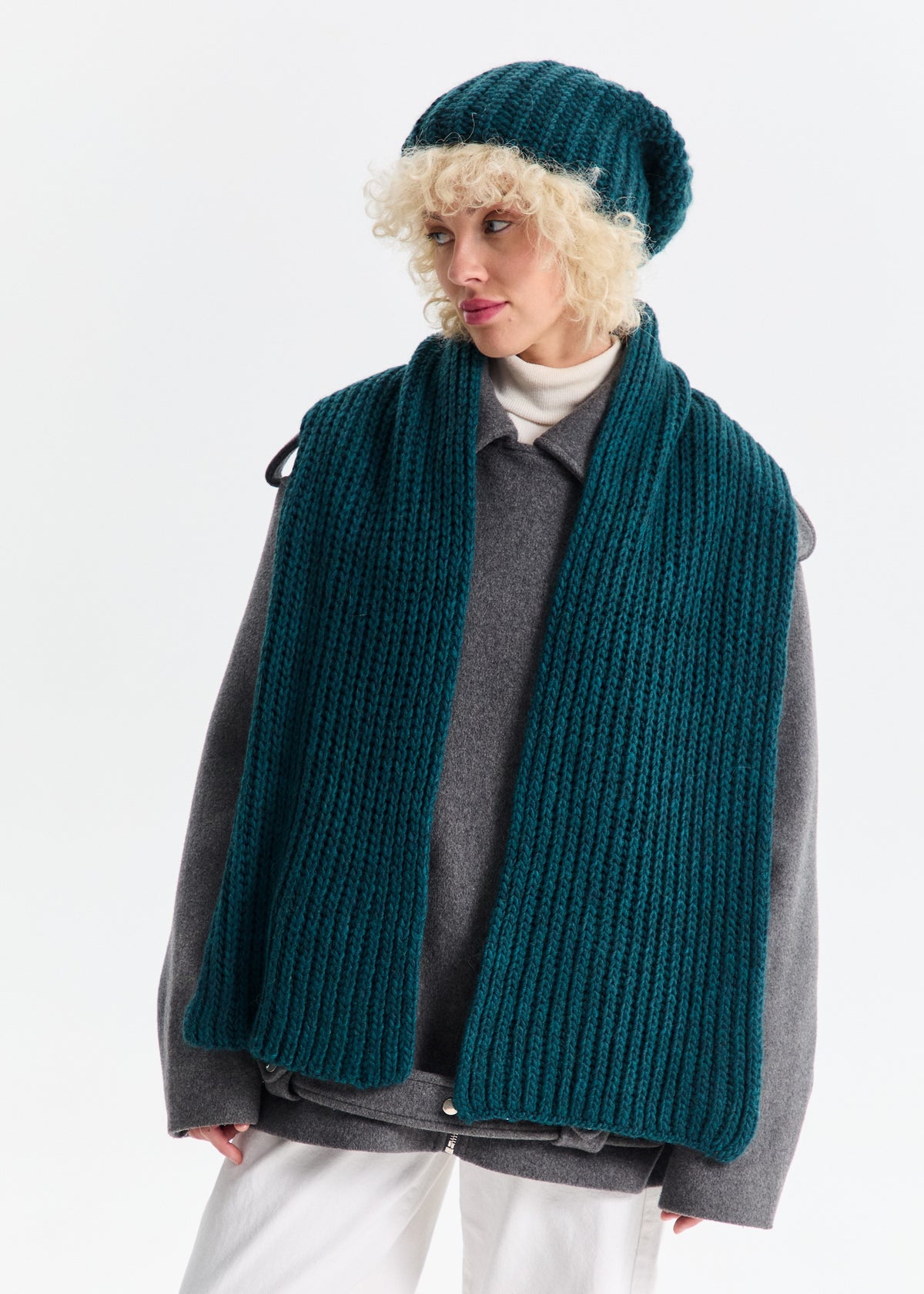 Oversized Double-Layer Wool Hat in Emerald
