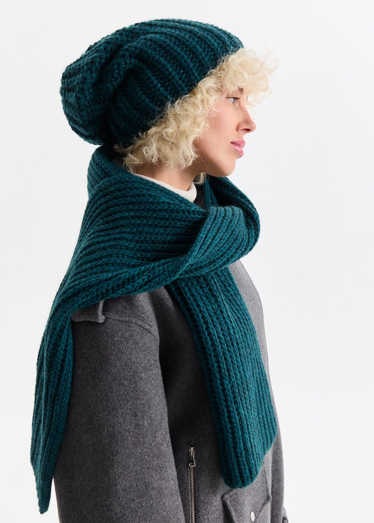 Oversized Double-Layer Wool Hat in Emerald