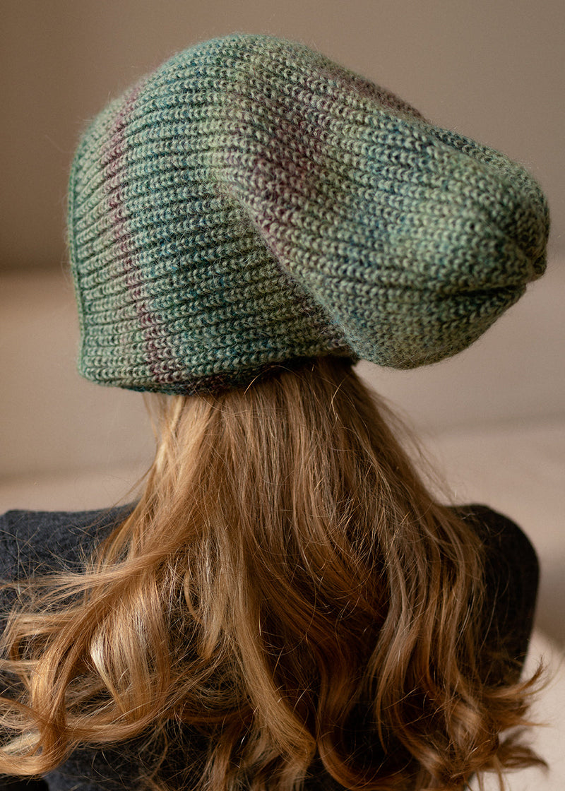 Reversible Wool Beanie Green Lisse - Double-Sided Warm Hat